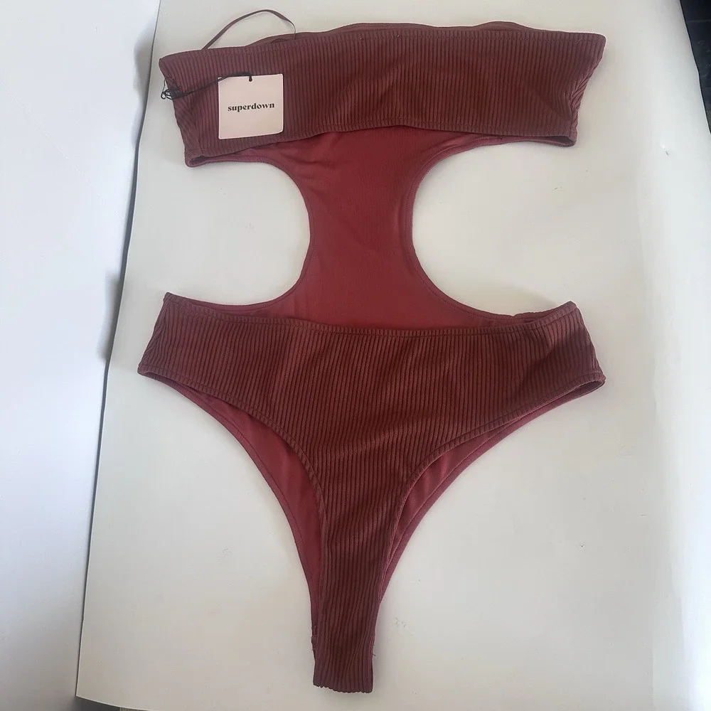 Superdown Strapless‎ Cut Out Bandeau Rust Festival Resort Vacation Sexy Club NWT